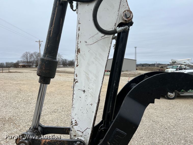 image for item MM9033 2011 Bobcat E80  mini excavator