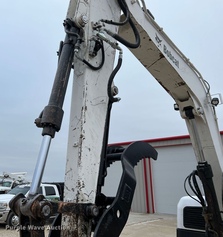 image for item MM9033 2011 Bobcat E80  mini excavator