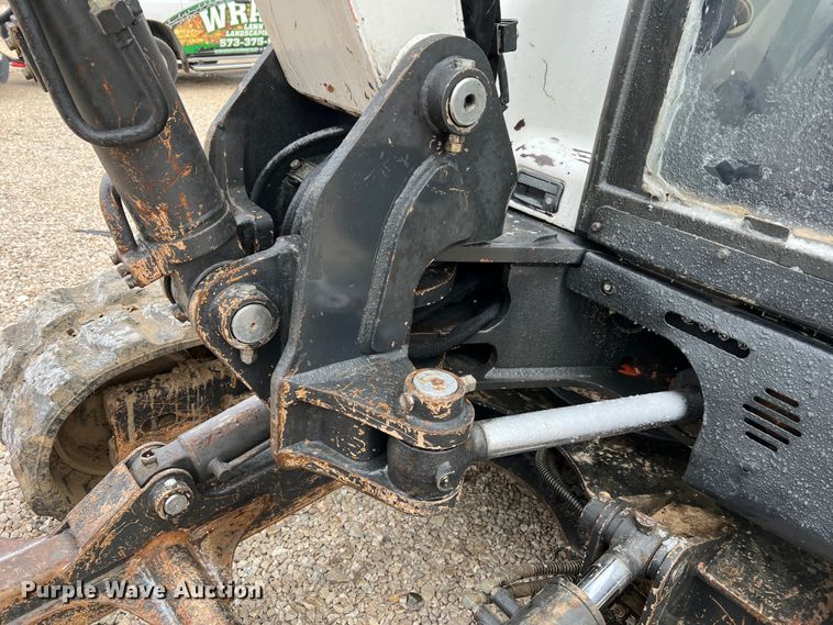 image for item MM9033 2011 Bobcat E80  mini excavator