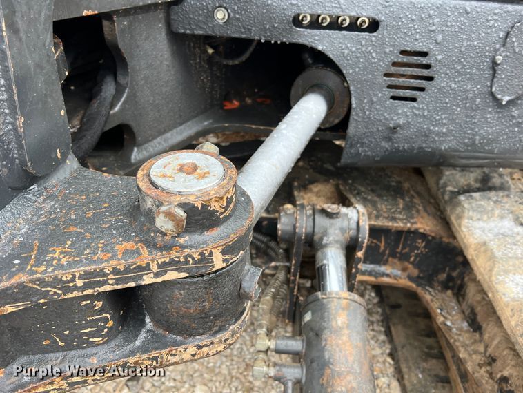 image for item MM9033 2011 Bobcat E80  mini excavator