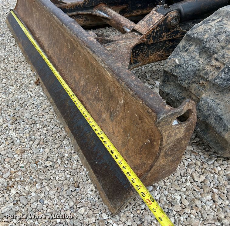 image for item MM9033 2011 Bobcat E80  mini excavator