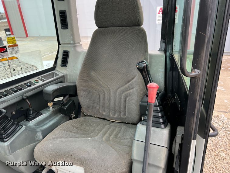 image for item MM9033 2011 Bobcat E80  mini excavator