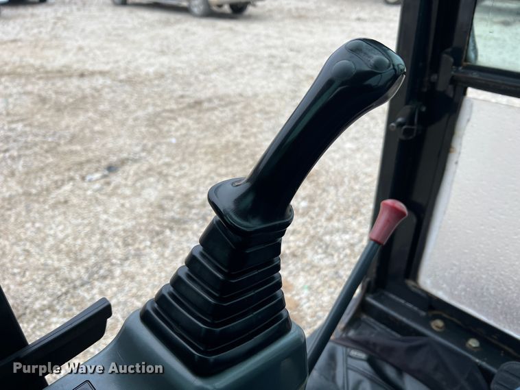 image for item MM9033 2011 Bobcat E80  mini excavator