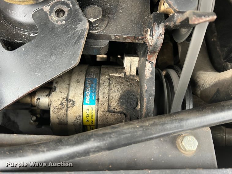 image for item MM9033 2011 Bobcat E80  mini excavator