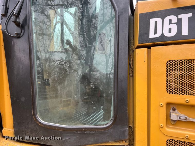 image for item MM9037 2007 Caterpillar D6T  dozer