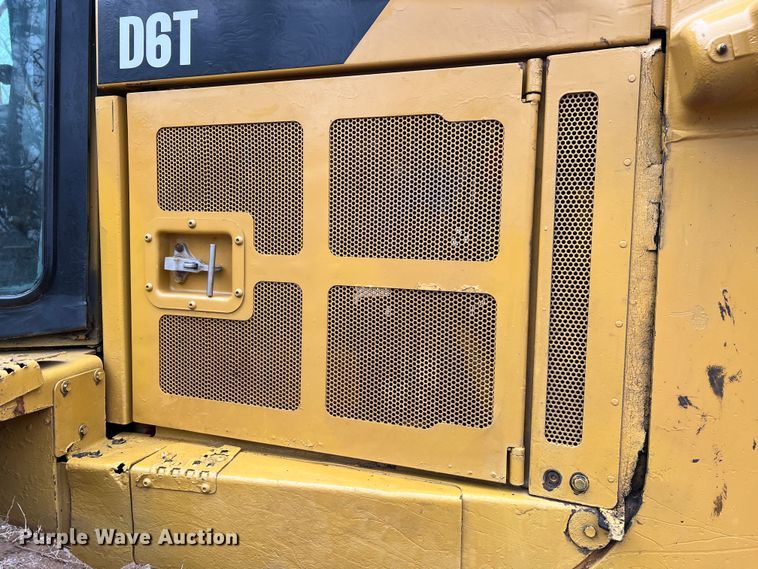 image for item MM9037 2007 Caterpillar D6T  dozer