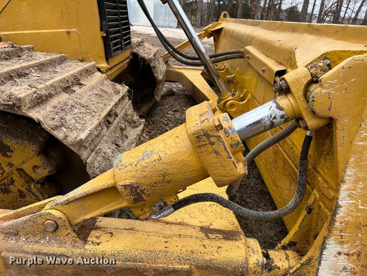 image for item MM9037 2007 Caterpillar D6T  dozer