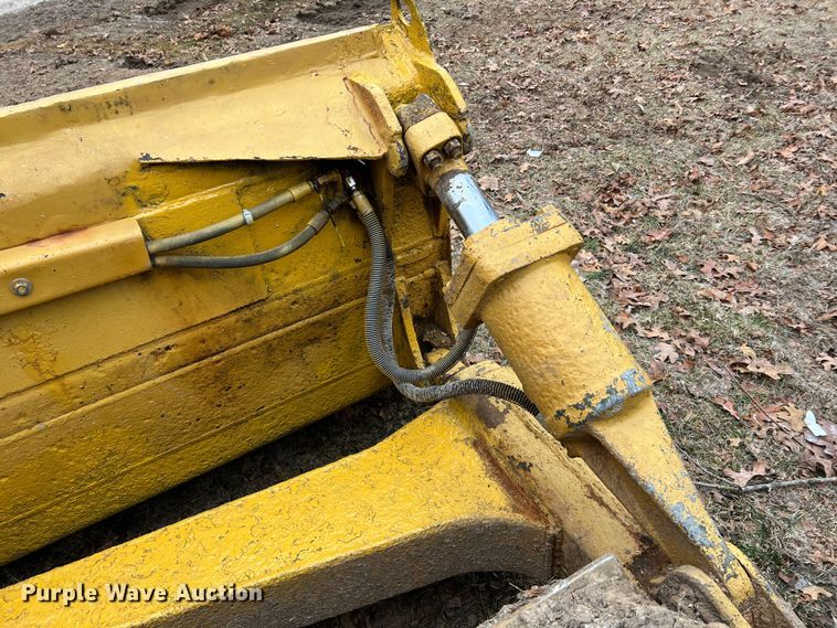 image for item MM9037 2007 Caterpillar D6T  dozer