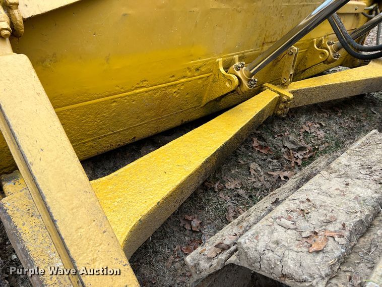 image for item MM9037 2007 Caterpillar D6T  dozer