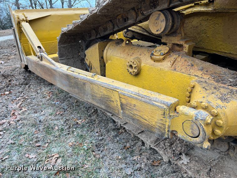 image for item MM9037 2007 Caterpillar D6T  dozer
