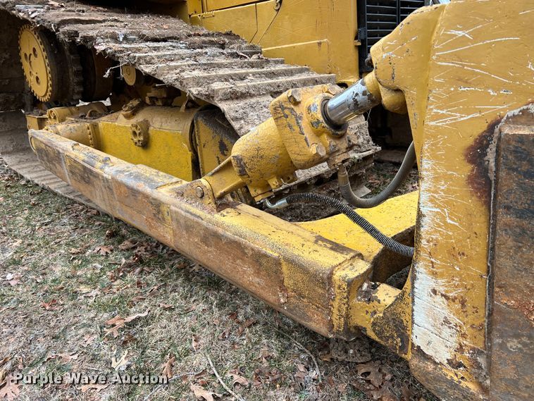 image for item MM9037 2007 Caterpillar D6T  dozer