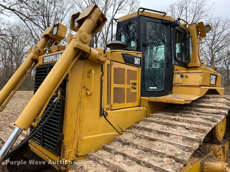 image for item MM9037 2007 Caterpillar D6T  dozer