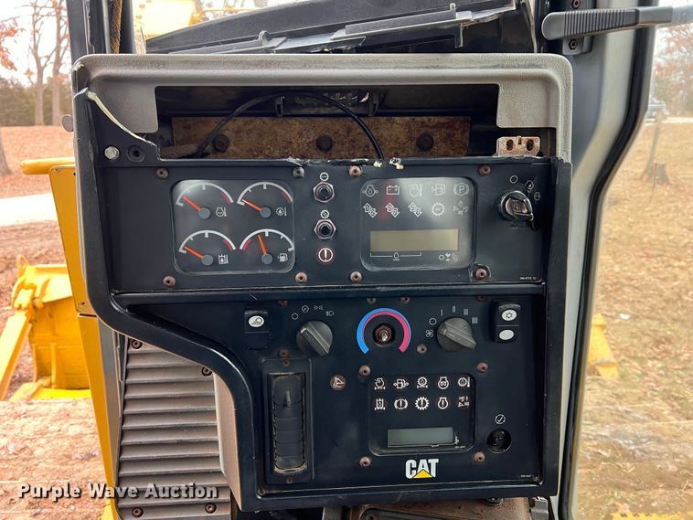 image for item MM9037 2007 Caterpillar D6T  dozer