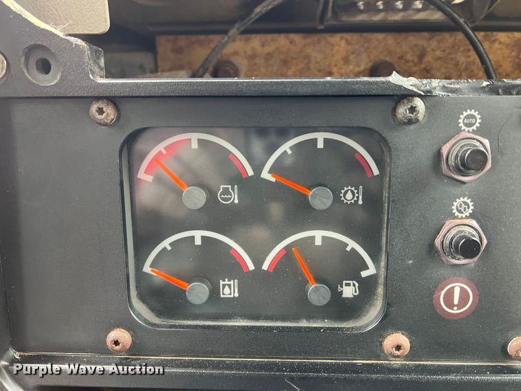 image for item MM9037 2007 Caterpillar D6T  dozer