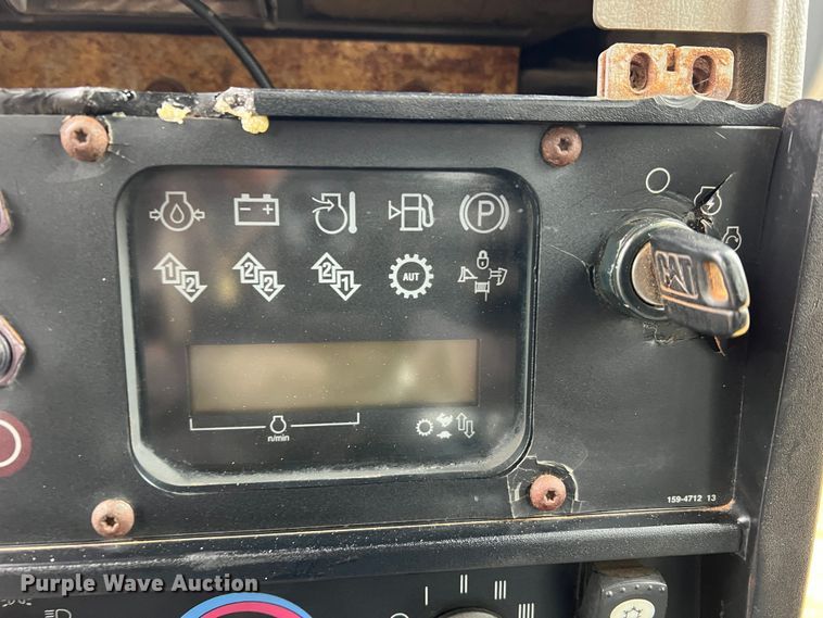 image for item MM9037 2007 Caterpillar D6T  dozer