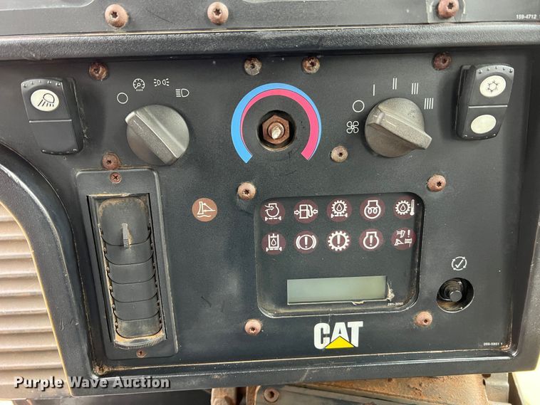 image for item MM9037 2007 Caterpillar D6T  dozer