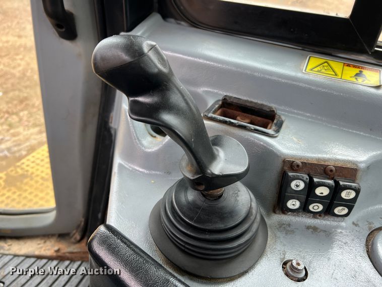 image for item MM9037 2007 Caterpillar D6T  dozer