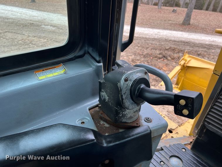 image for item MM9037 2007 Caterpillar D6T  dozer