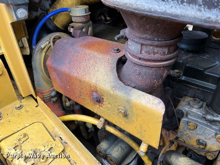 image for item MM9037 2007 Caterpillar D6T  dozer