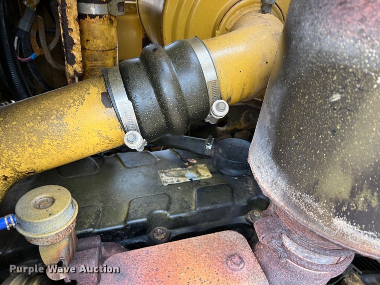 image for item MM9037 2007 Caterpillar D6T  dozer