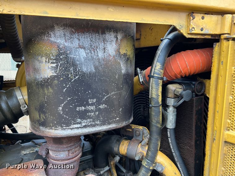 image for item MM9037 2007 Caterpillar D6T  dozer