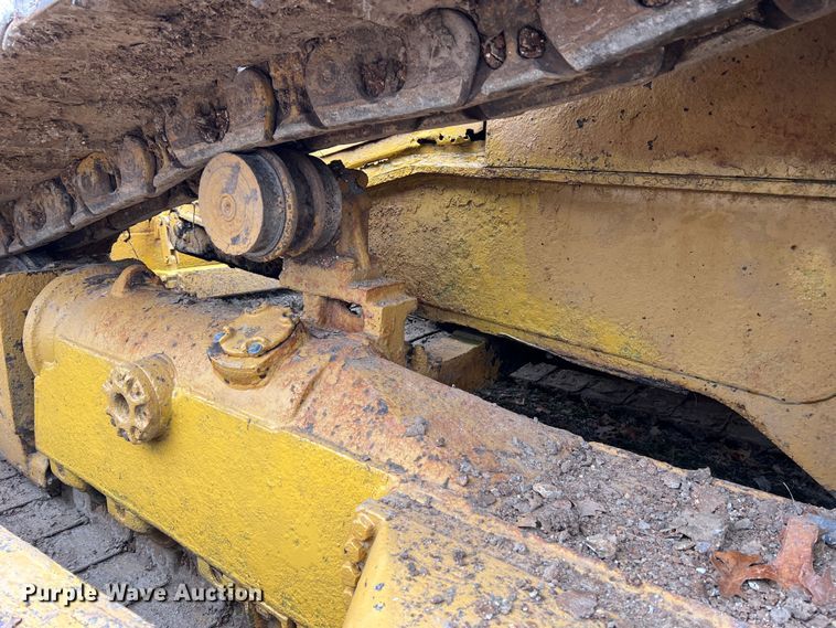 image for item MM9037 2007 Caterpillar D6T  dozer