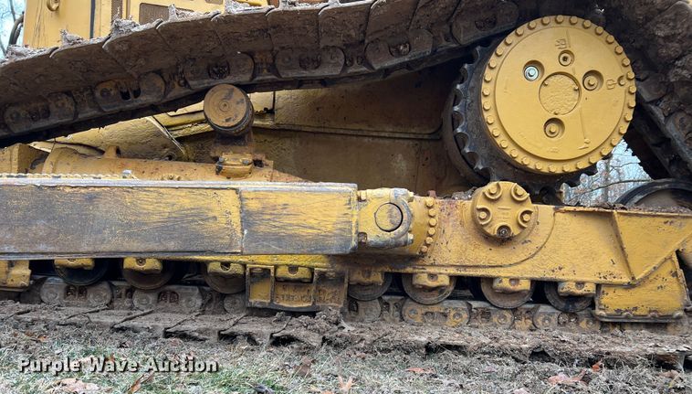 image for item MM9037 2007 Caterpillar D6T  dozer