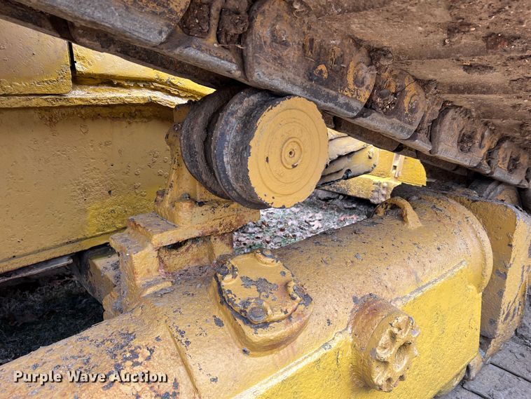 image for item MM9037 2007 Caterpillar D6T  dozer