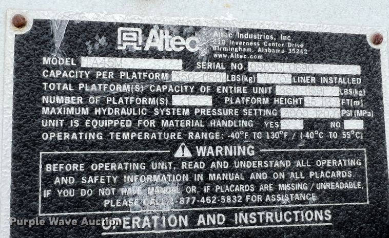 image for item MM9039 2001 International 4700  bucket truck