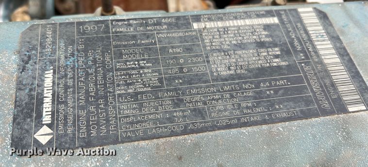 image for item MM9039 2001 International 4700  bucket truck