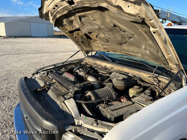 image for item MM9045 2003 Ford F550 Super Duty XL  utility / service truck