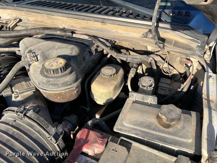 image for item MM9045 2003 Ford F550 Super Duty XL  utility / service truck