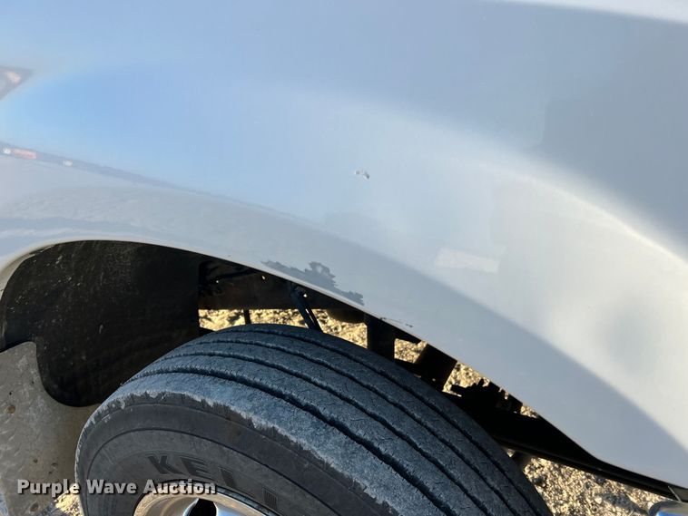 image for item MM9045 2003 Ford F550 Super Duty XL  utility / service truck