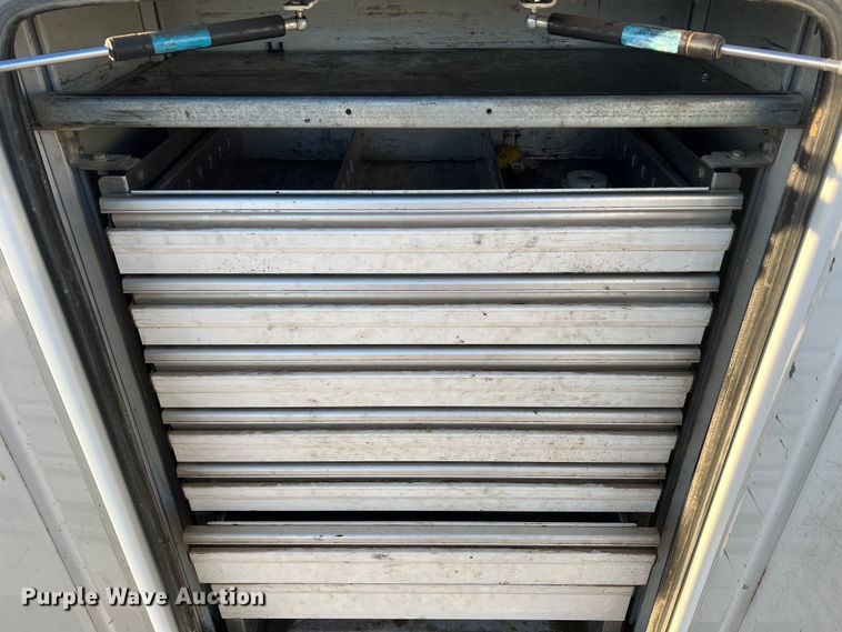 image for item MM9045 2003 Ford F550 Super Duty XL  utility / service truck