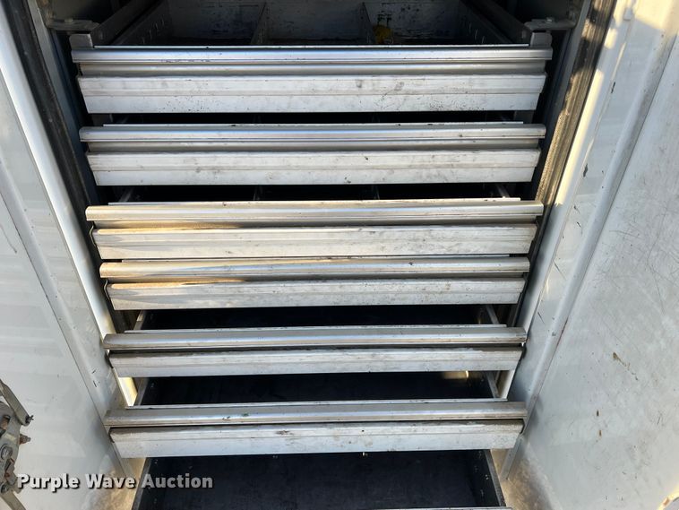 image for item MM9045 2003 Ford F550 Super Duty XL  utility / service truck