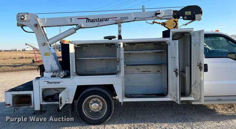 image for item MM9045 2003 Ford F550 Super Duty XL  utility / service truck