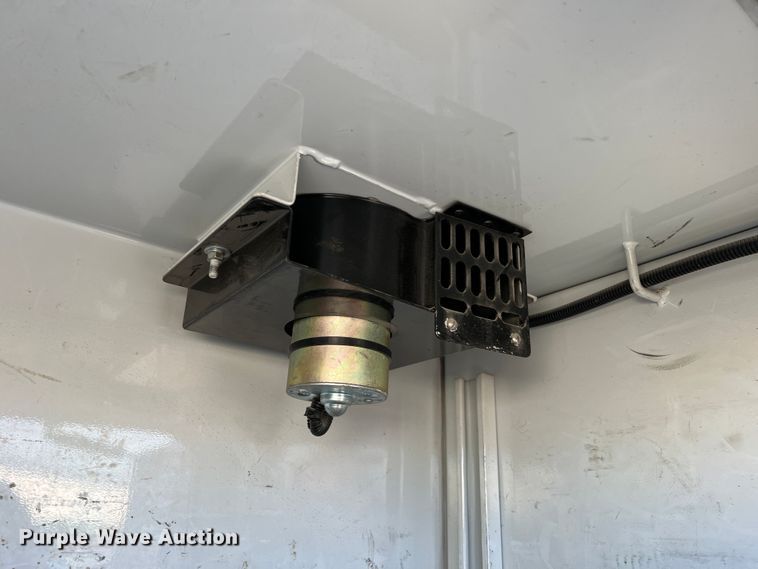 image for item MM9045 2003 Ford F550 Super Duty XL  utility / service truck