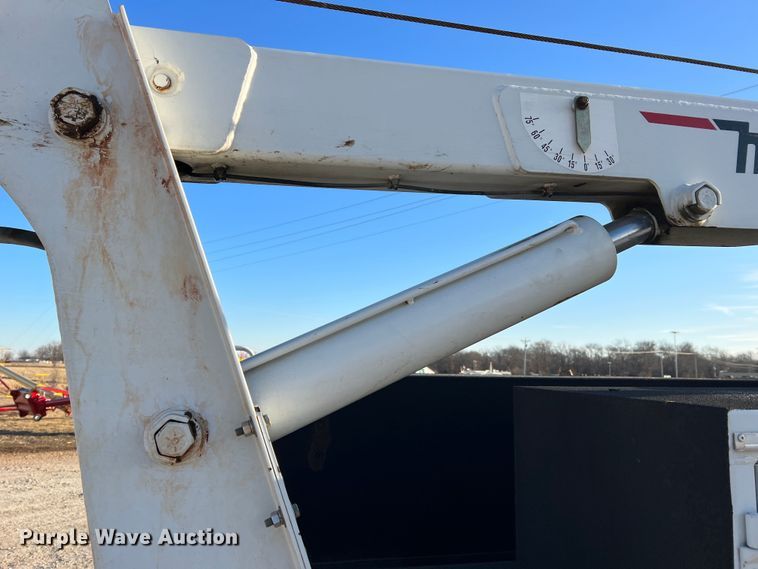 image for item MM9045 2003 Ford F550 Super Duty XL  utility / service truck