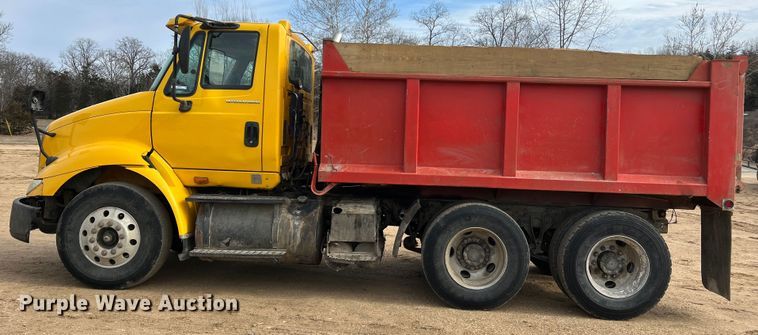 image for item MM9060 2006 International 8600  dump truck
