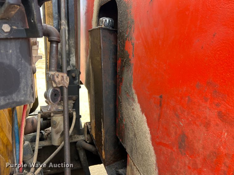 image for item MM9060 2006 International 8600  dump truck