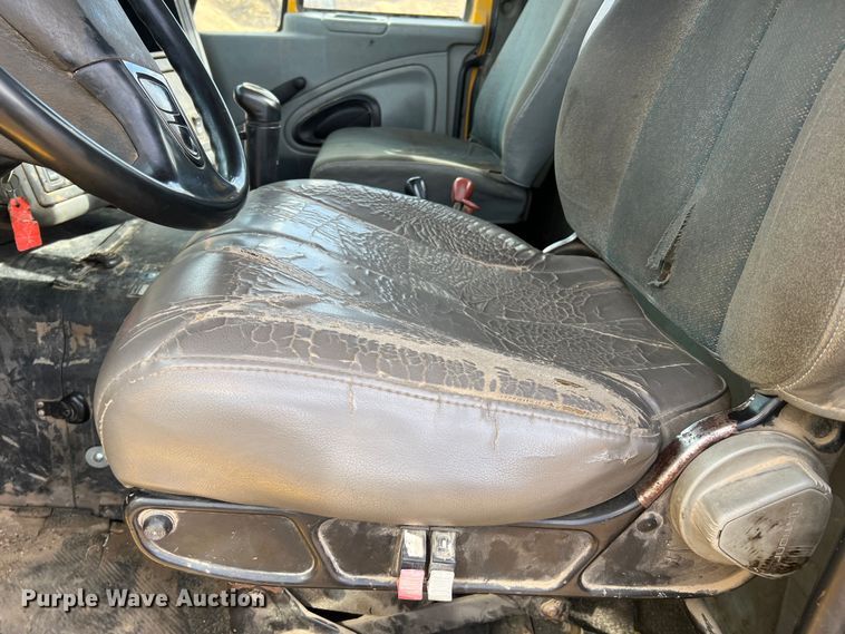 image for item MM9060 2006 International 8600  dump truck