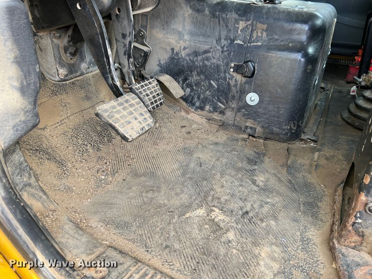 image for item MM9060 2006 International 8600  dump truck