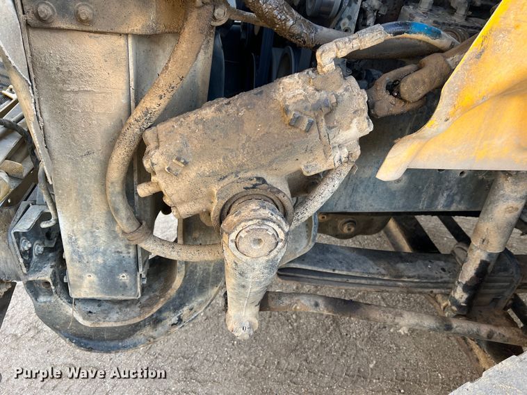 image for item MM9060 2006 International 8600  dump truck