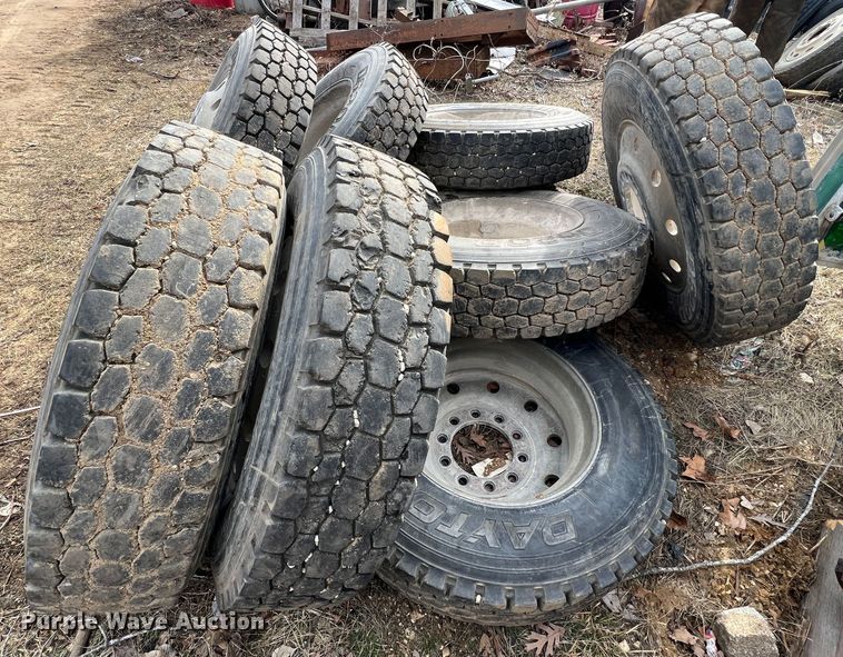 image for item MM9061 (8) tires and wheels