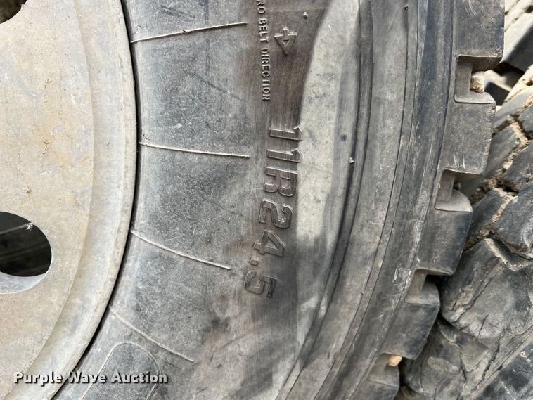 image for item MM9061 (8) tires and wheels