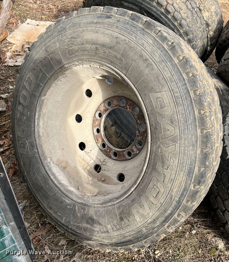 image for item MM9061 (8) tires and wheels