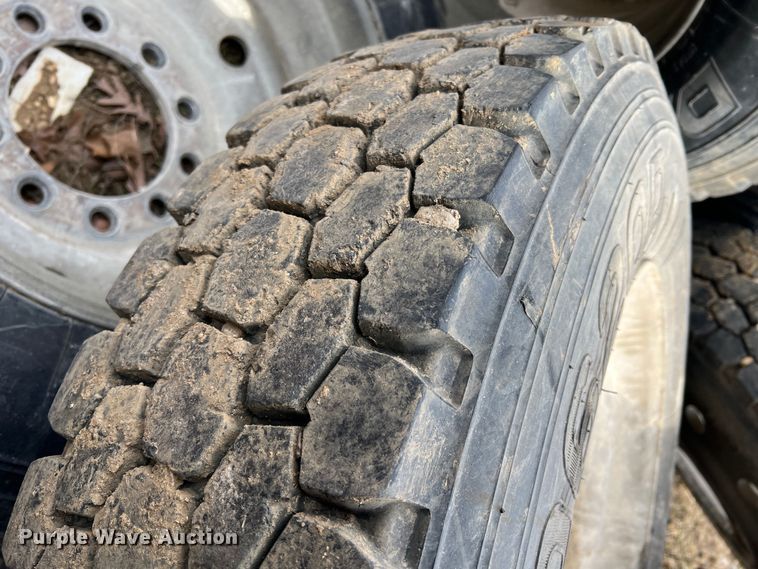 image for item MM9061 (8) tires and wheels