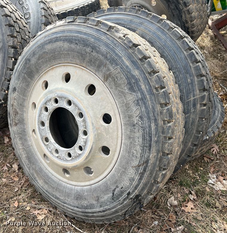 image for item MM9061 (8) tires and wheels