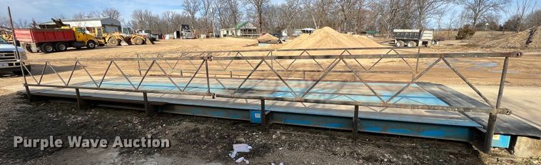 image for item MM9063 Avery Weigh-tronix BMS3510-70T  truck scale