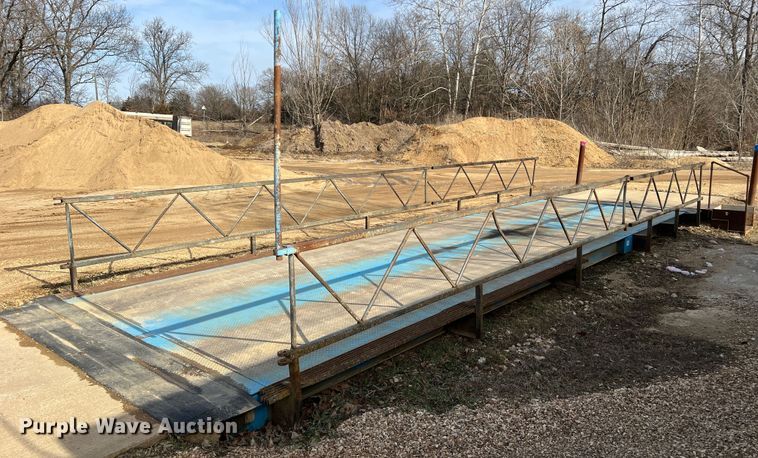 image for item MM9063 Avery Weigh-tronix BMS3510-70T  truck scale